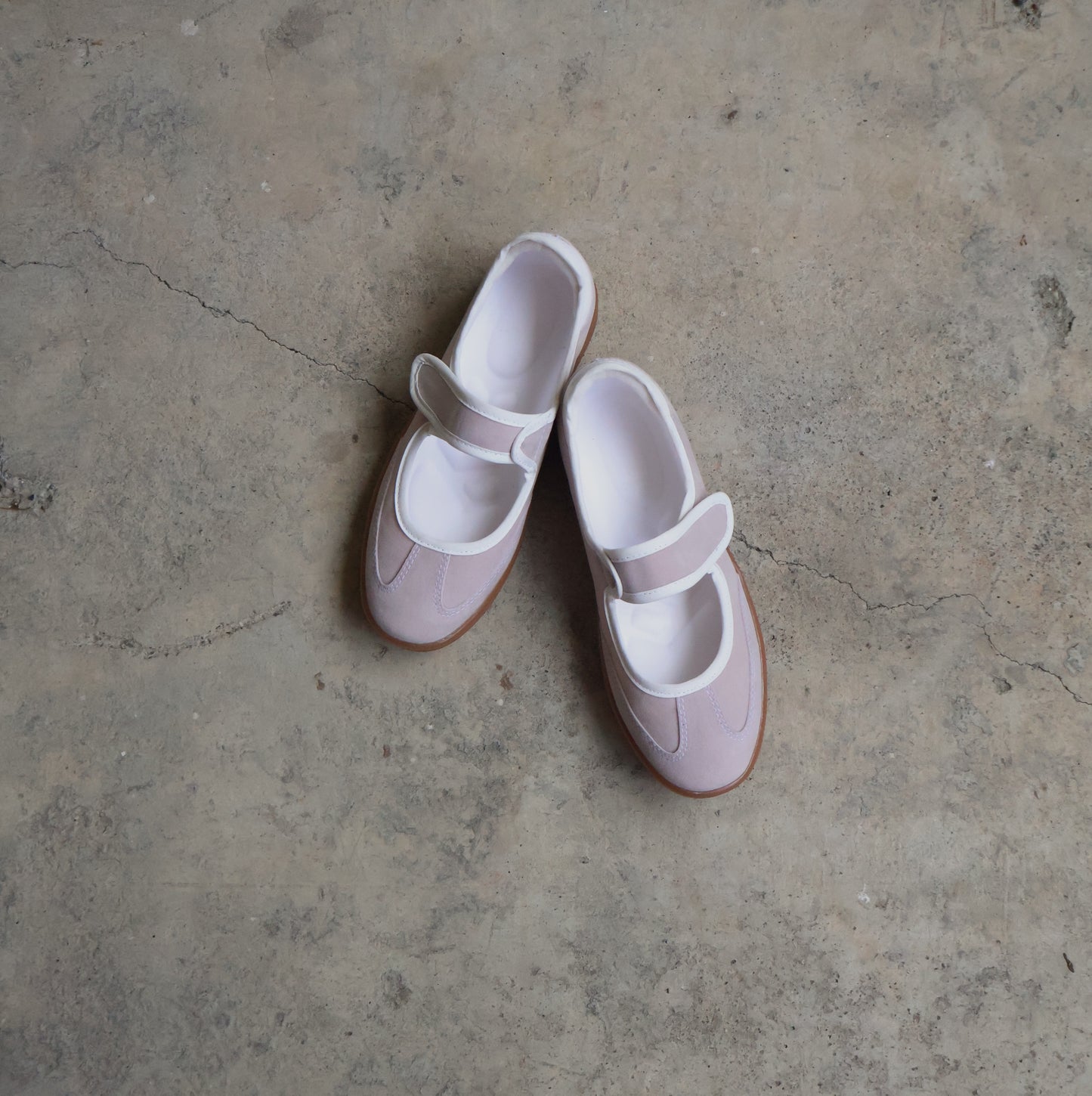 Sneaky MJ Soft Pink