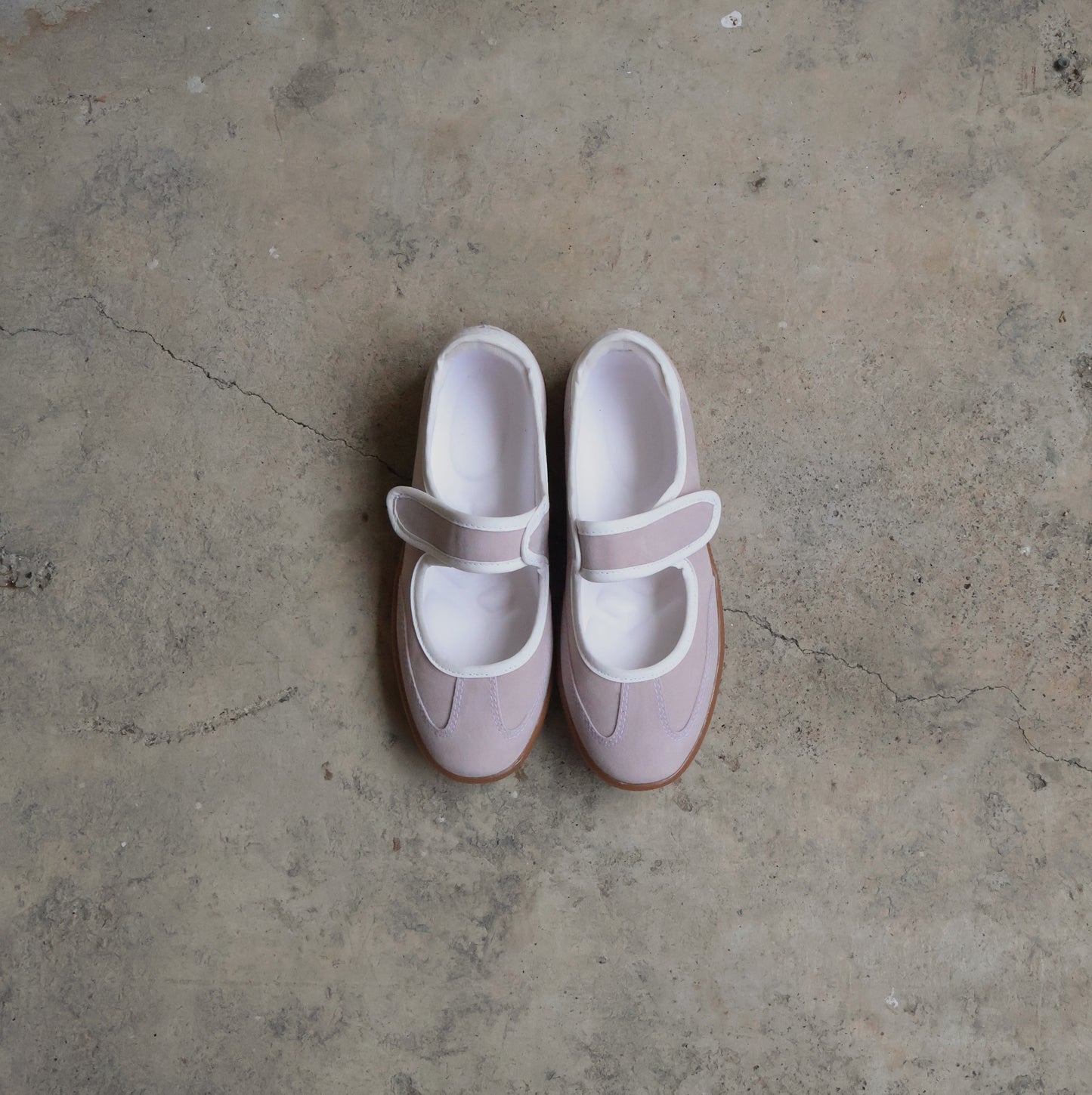 Sneaky MJ Soft Pink