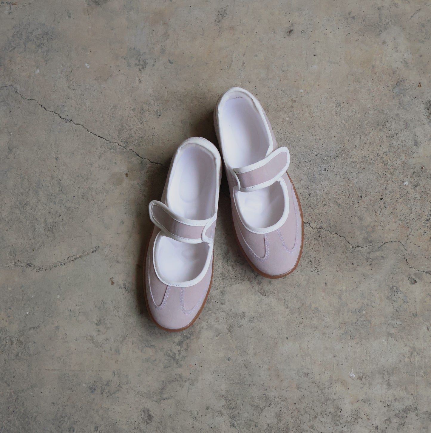 Sneaky MJ Soft Pink