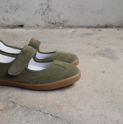 Sneaky MJ Verde