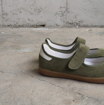 Sneaky MJ Verde