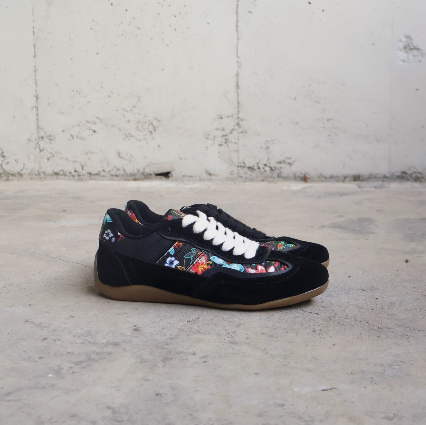 GT Florals Black