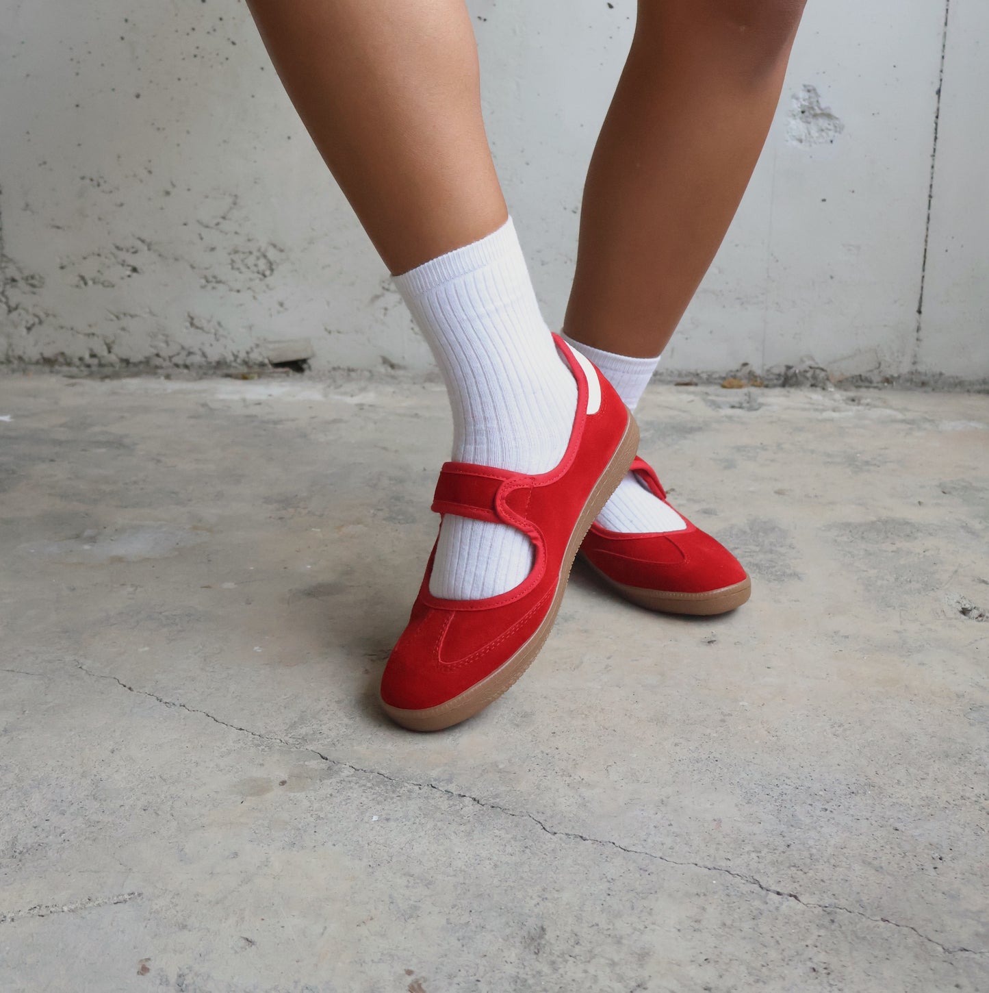 Sneaky MJ Rojo