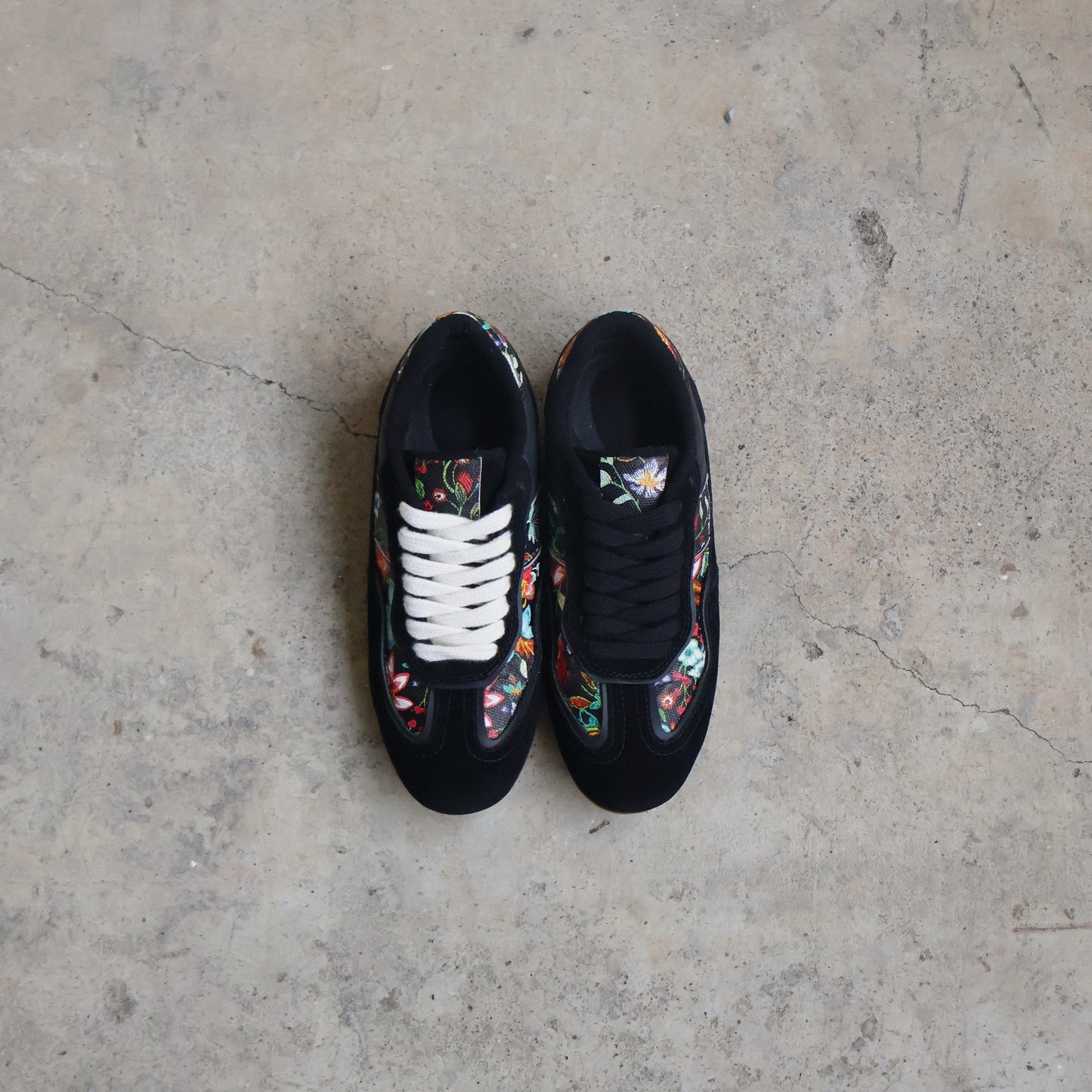 GT Florals Black