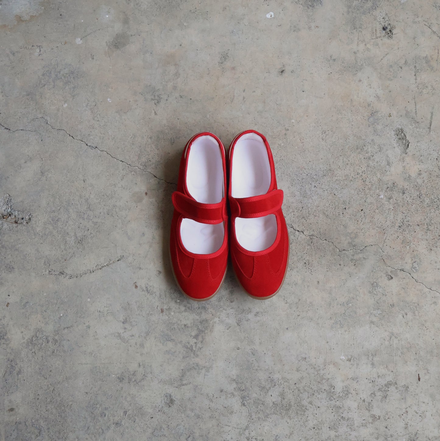 Sneaky MJ Rojo