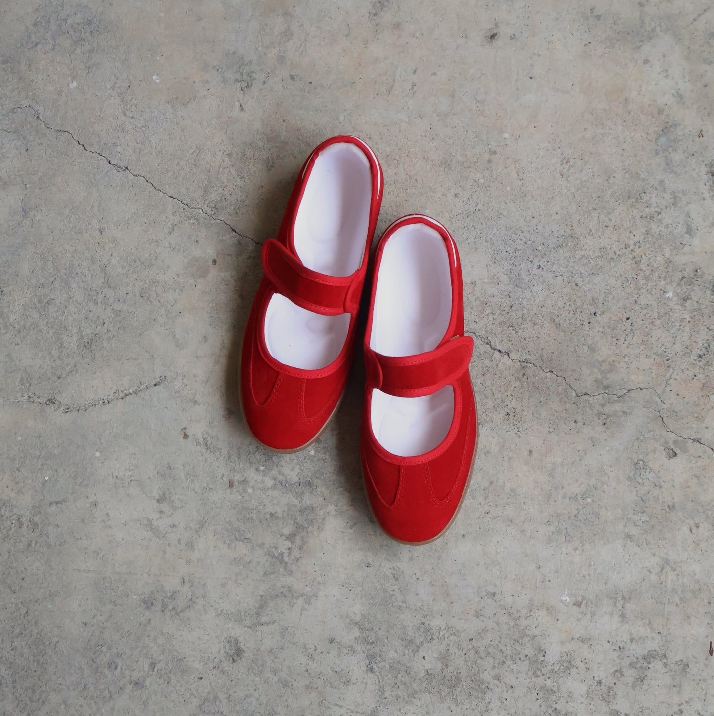 Sneaky MJ Rojo